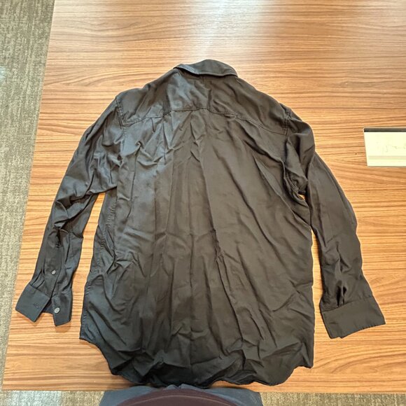 Drape Shirt (Uniqlo U; Fall/Winter 2024: Lightness in Protection) - Picture 4 of 4